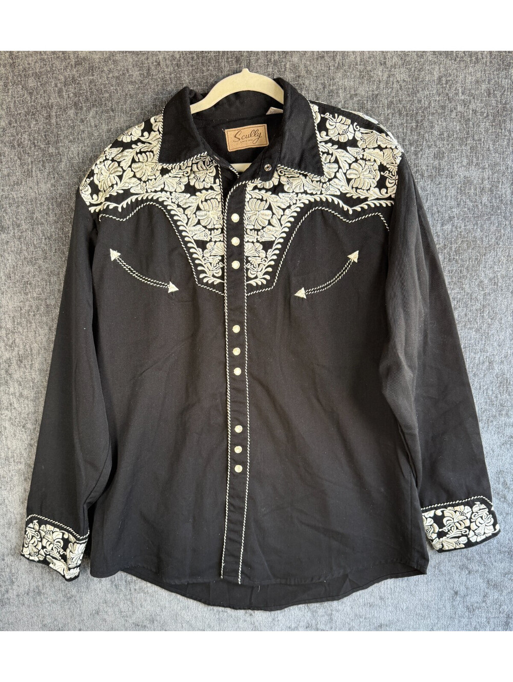 Scully Retro Western Snap Shirt Mens L Black Silver Floral Tooled Embroidery